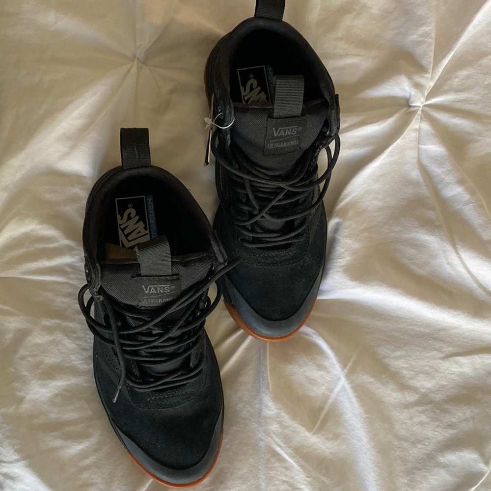 Vans MTE BRAND NEW! ULTRA CUSH